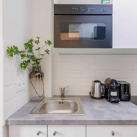 Charming For 2 People - Mobility Lease Дом отдыха *