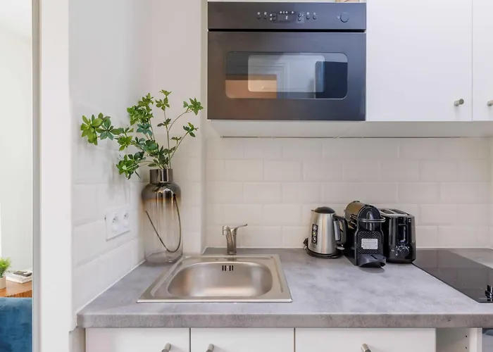 Charming For 2 People - Mobility Lease Ferienhaus *